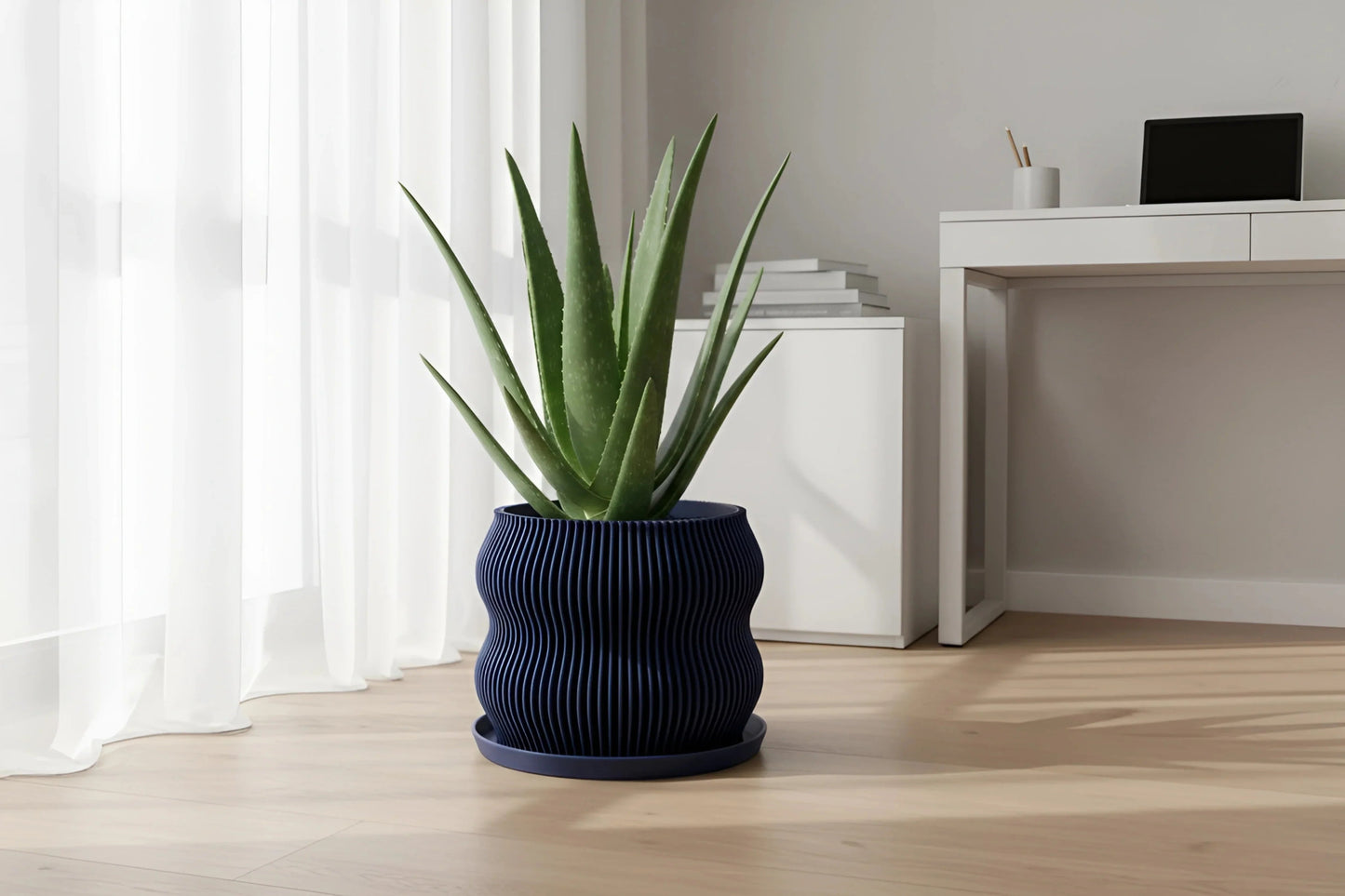 Bloom Navy Blue Planter - lellume