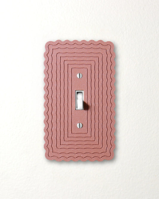 Ripple Line Switch Plate - lellume