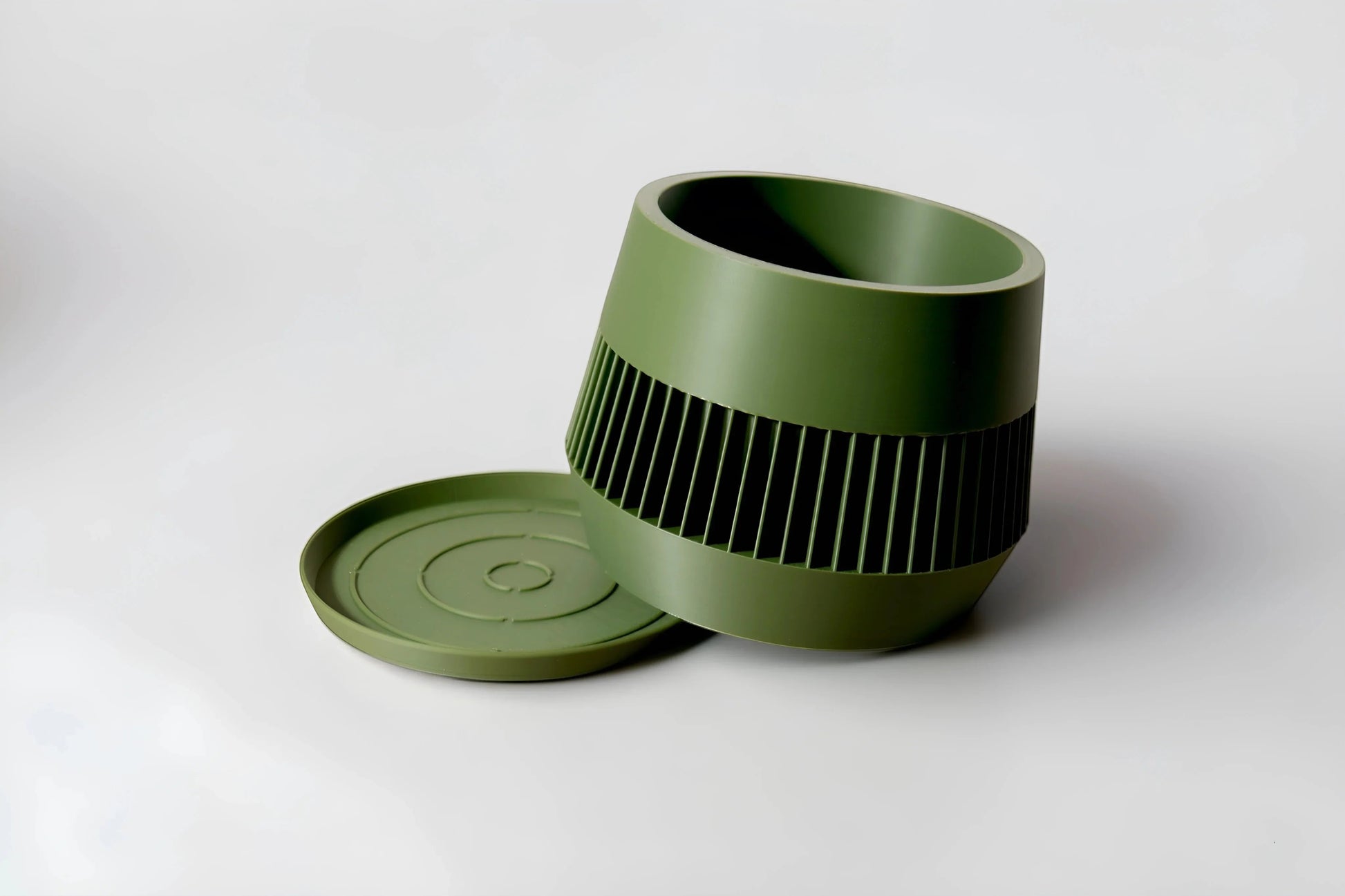 Verde Olive Green Planter - lellume