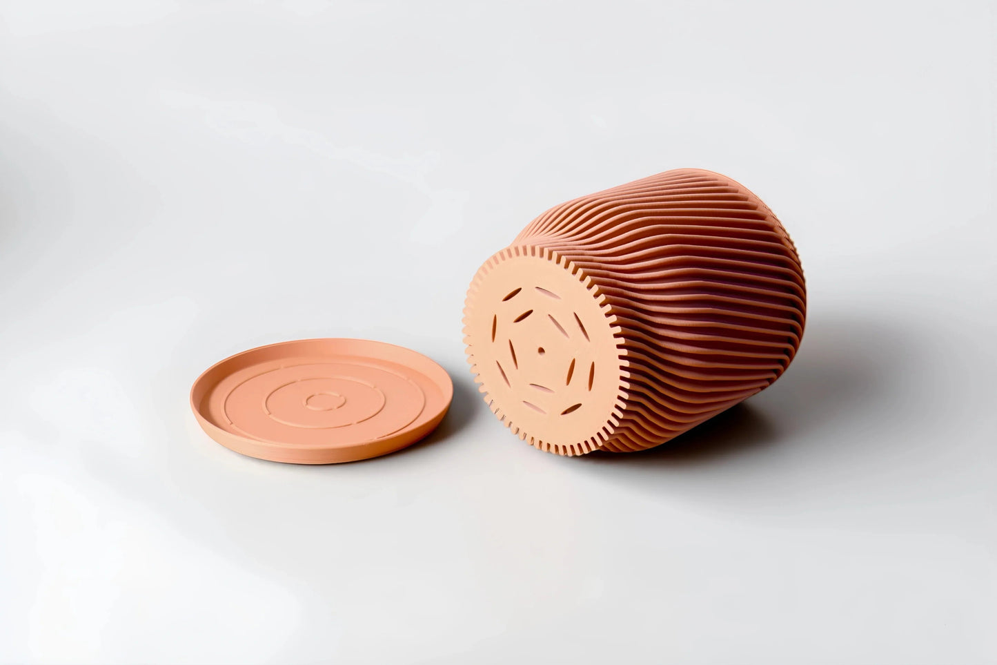 Flora Peach Planter - lellume