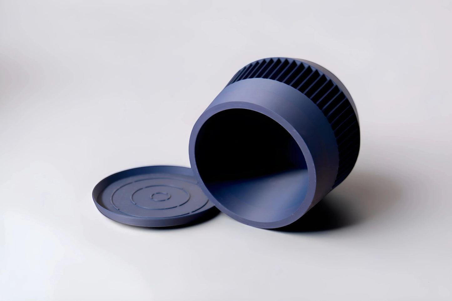 Verde Navy Blue Planter - lellume