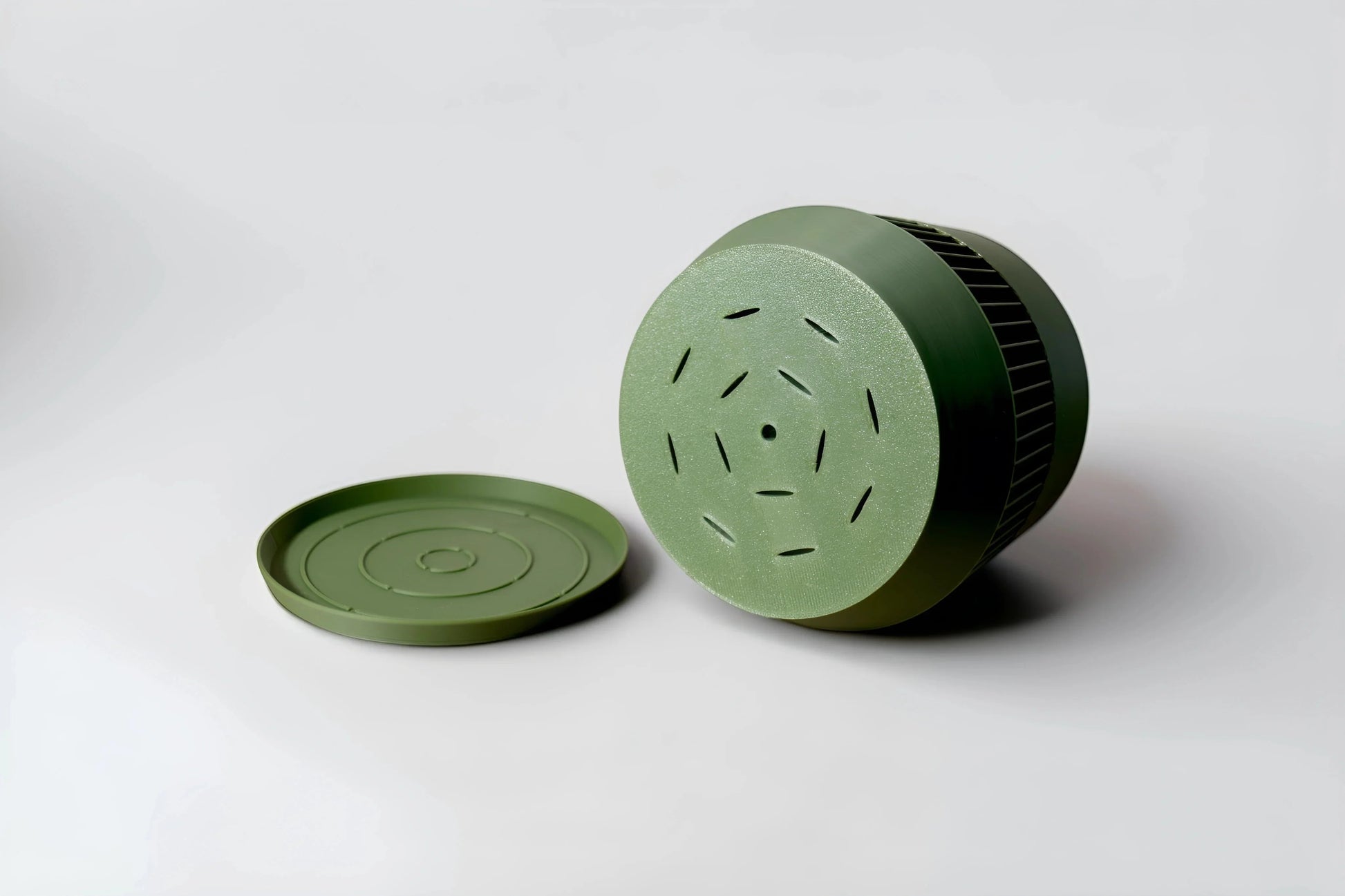 Verde Olive Green Planter - lellume