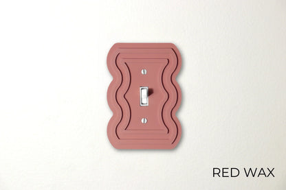 Wavy Line Switch Plate - lellume