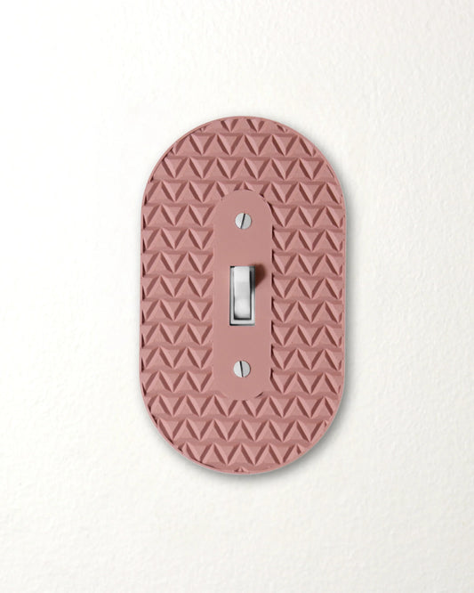 Triangular Pattern Switch Plate - lellume